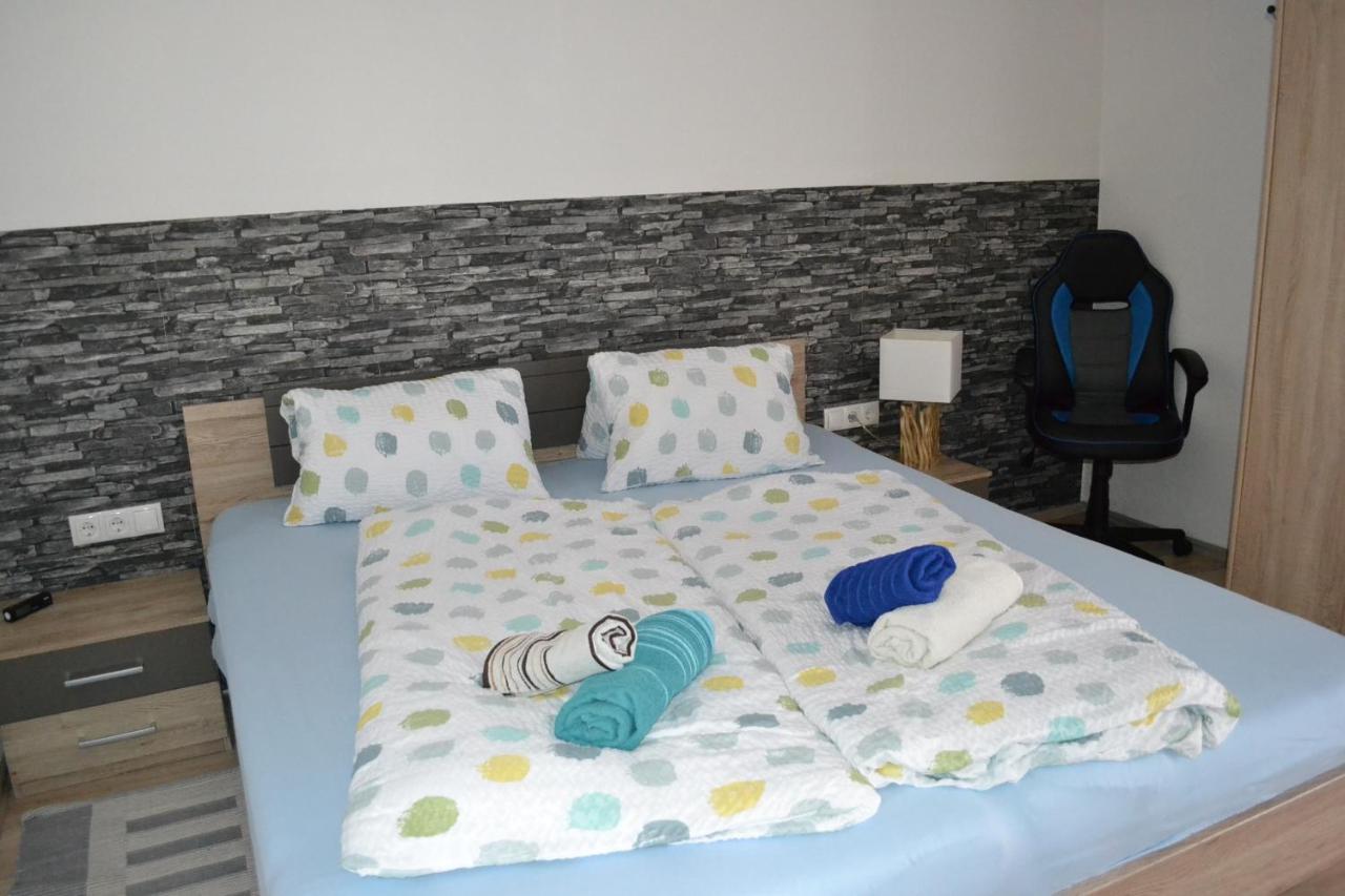 Appartement Thermenzeit Langenfeld Bagian luar foto
