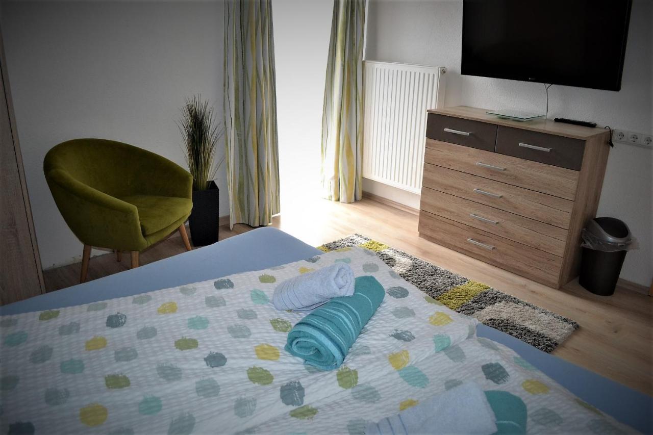 Appartement Thermenzeit Langenfeld Bagian luar foto