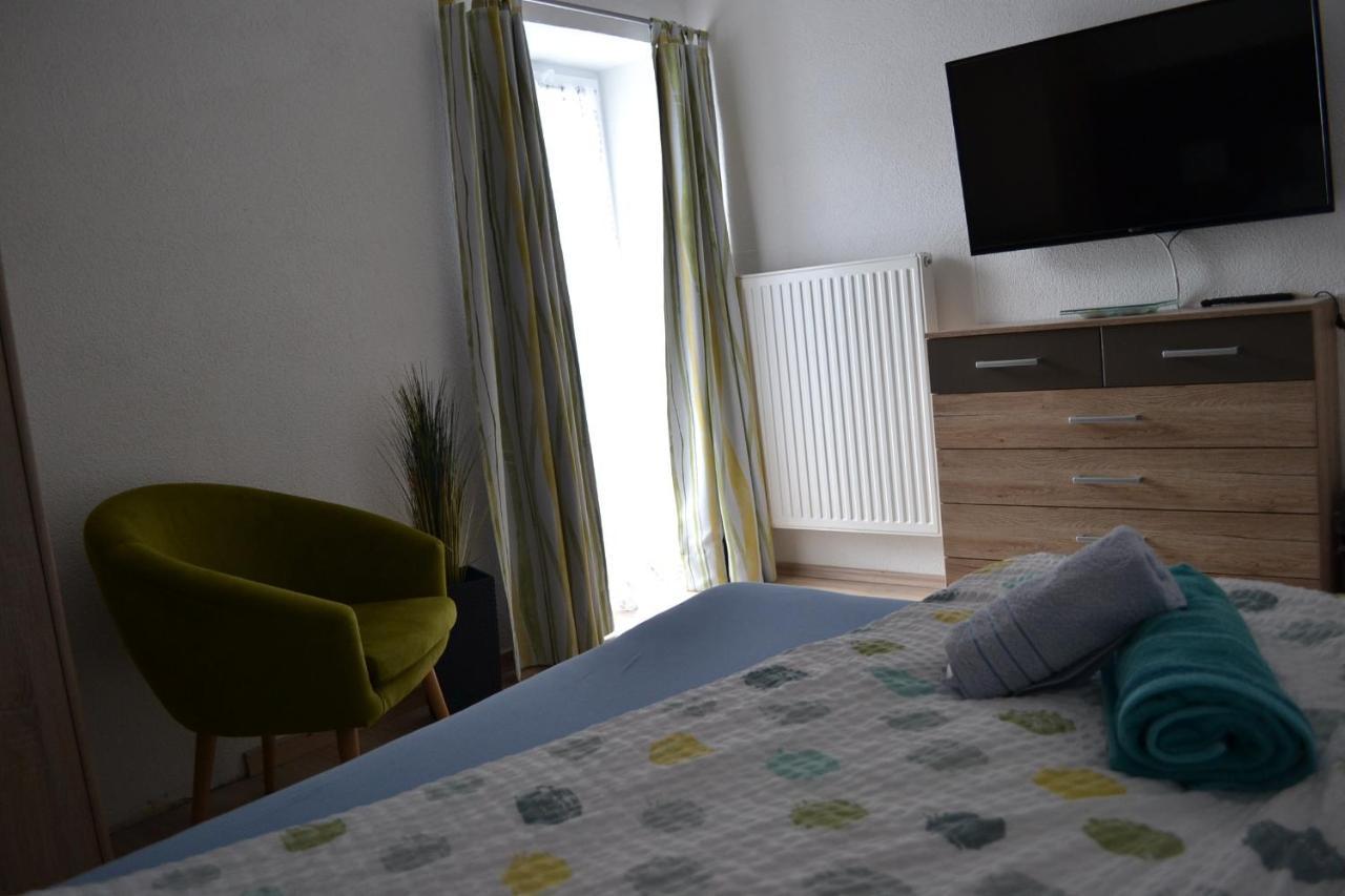 Appartement Thermenzeit Langenfeld Bagian luar foto